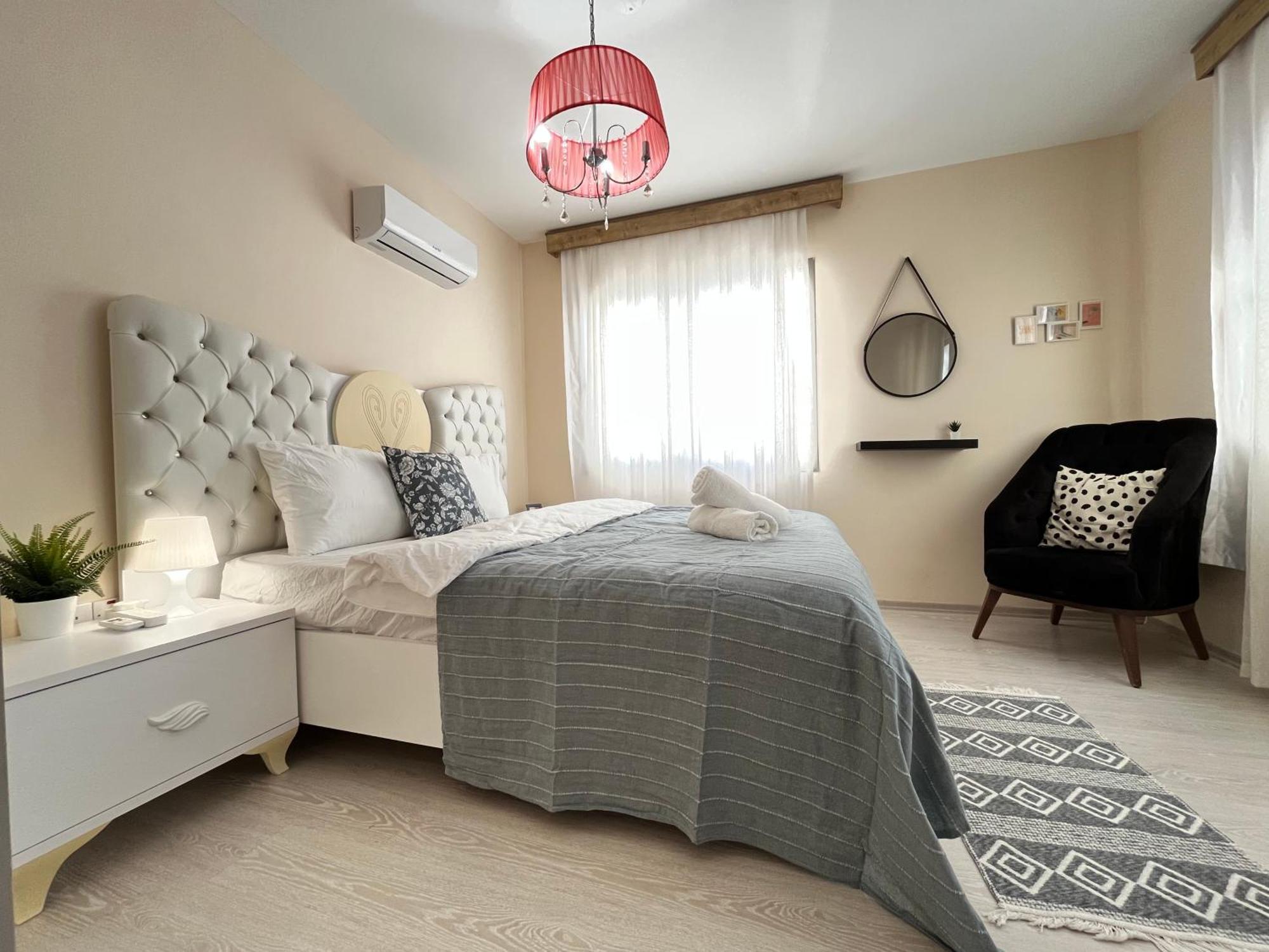 Weekend Apartments 2Br Kerýnia Eksteriør bilde